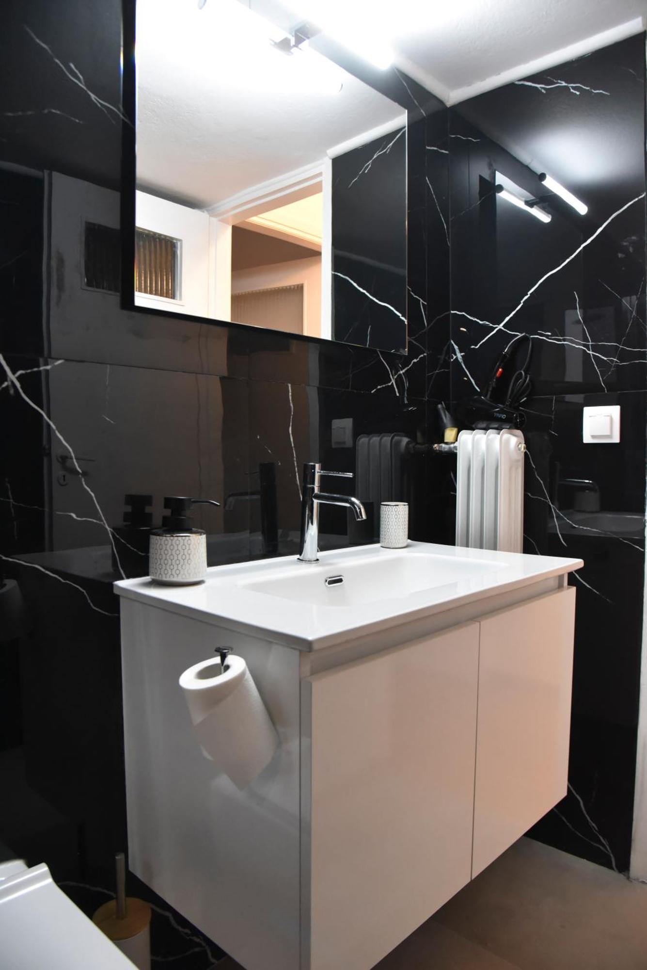 Ηλιόλουστο Apartment Athens Luaran gambar
